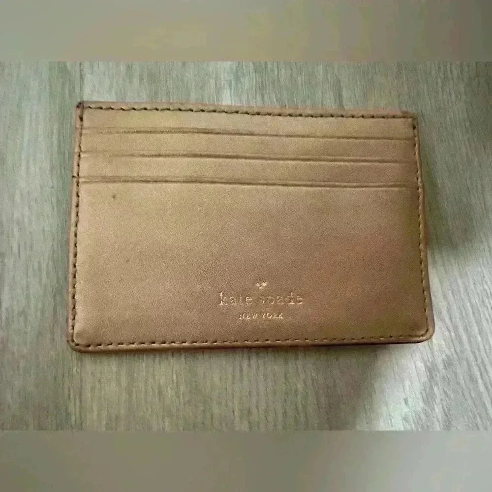 kate spade size 9”h